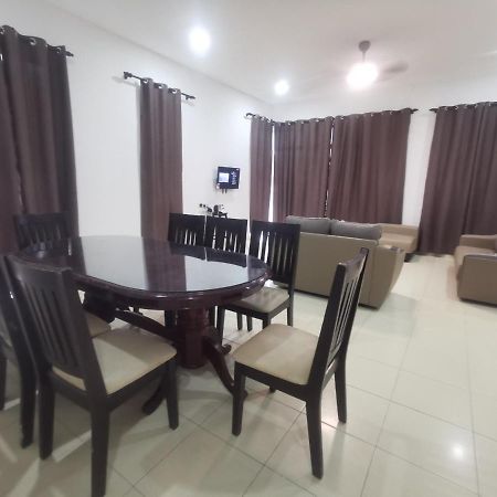Oyo Homes 90524 D'J Pegaso Serom Homestay Muar Εξωτερικό φωτογραφία