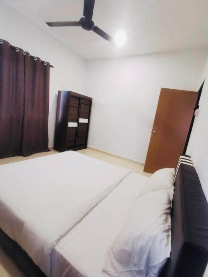 Oyo Homes 90524 D'J Pegaso Serom Homestay Muar Εξωτερικό φωτογραφία