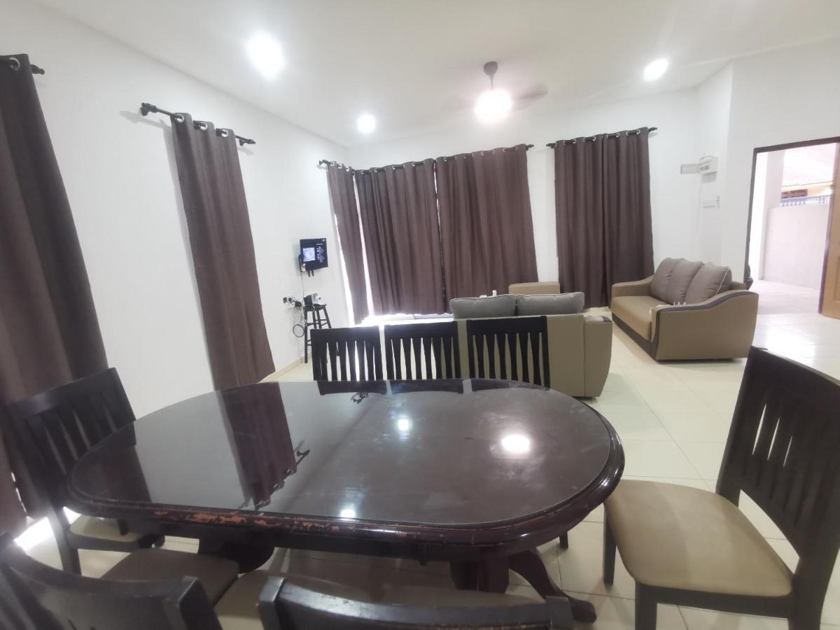 Oyo Homes 90524 D'J Pegaso Serom Homestay Muar Εξωτερικό φωτογραφία
