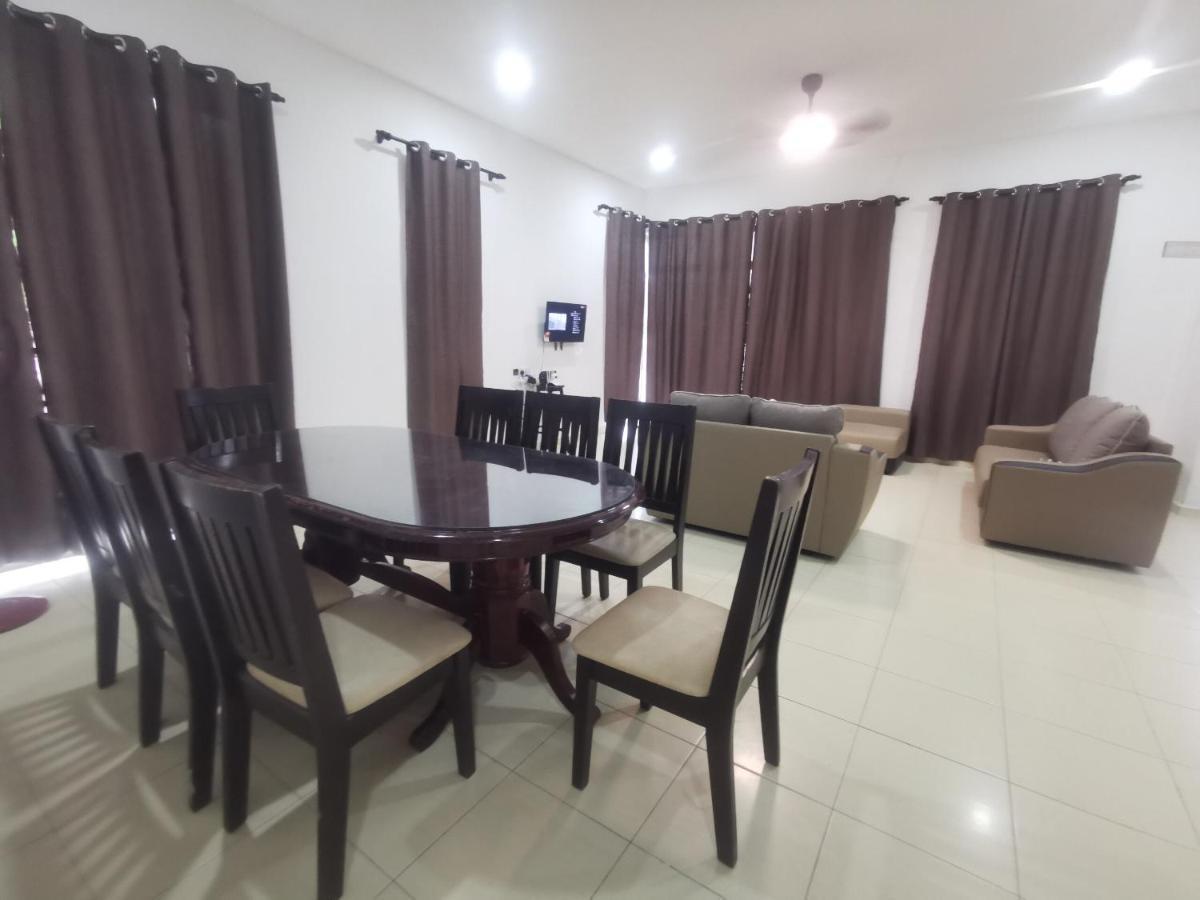 Oyo Homes 90524 D'J Pegaso Serom Homestay Muar Εξωτερικό φωτογραφία