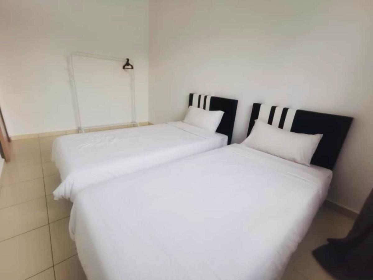 Oyo Homes 90524 D'J Pegaso Serom Homestay Muar Εξωτερικό φωτογραφία