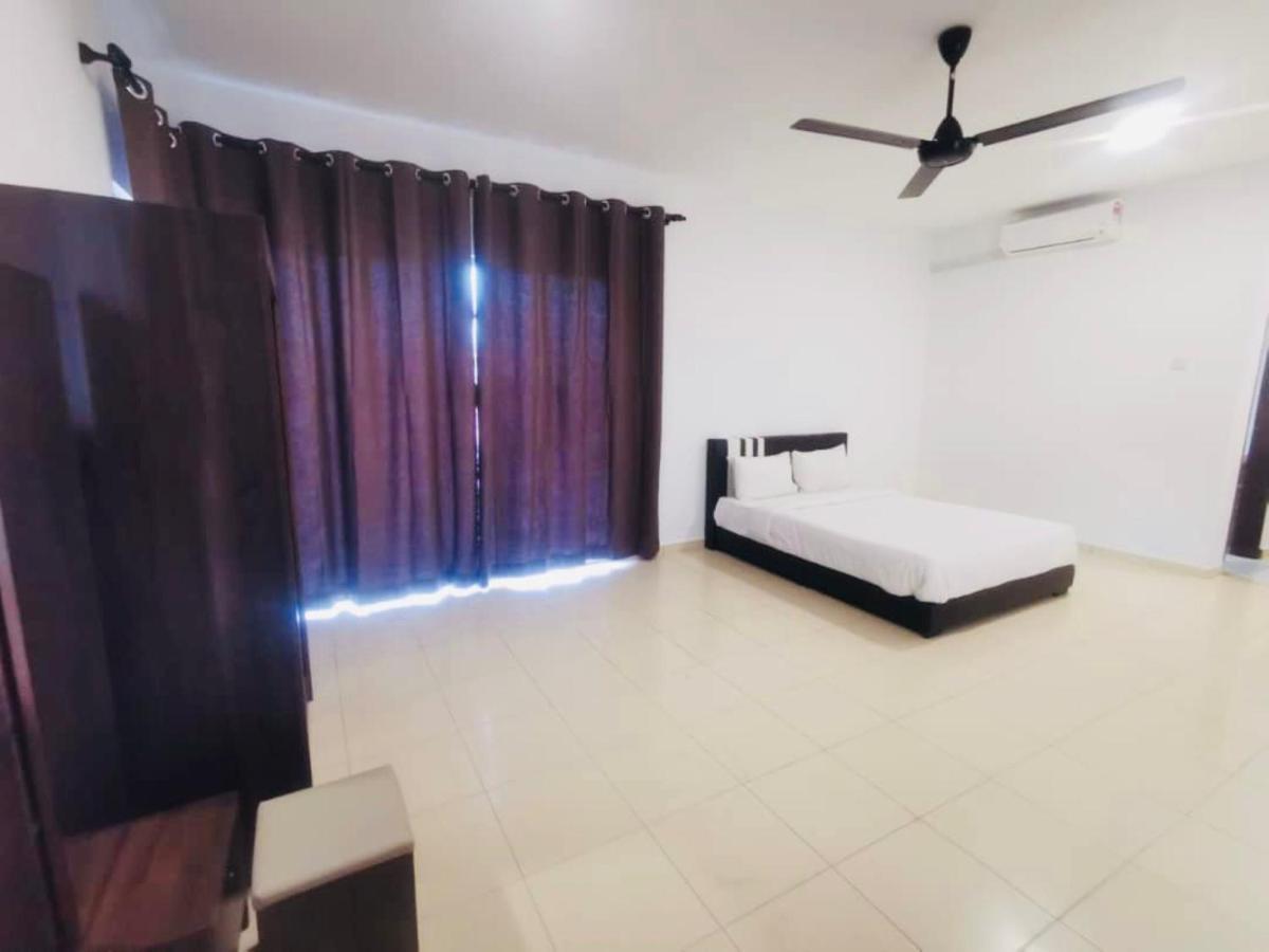 Oyo Homes 90524 D'J Pegaso Serom Homestay Muar Εξωτερικό φωτογραφία